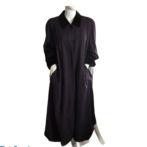 Jones trench coat 🧥 - Picture 6 of 10